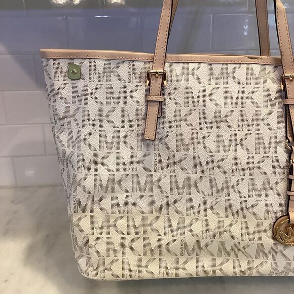 Michael Kors Monogram Carry All Tote Bag - Picture 3 of 15